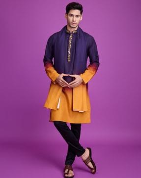 men embroidered long kurta with dupatta