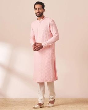 men embroidered long kurta with mandarin collar