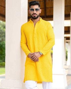 men embroidered long kurta with mandarin collar