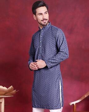 men embroidered long kurta