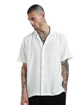 men embroidered slim fit shirt