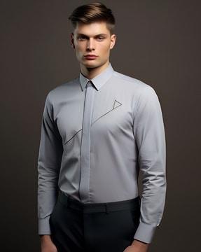 men embroidered tailored fit shirt