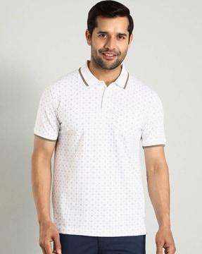 men floral print regular fit polo t-shirt with patch pocket