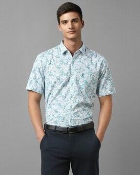 men floral print slim fit shirt with patch pocket