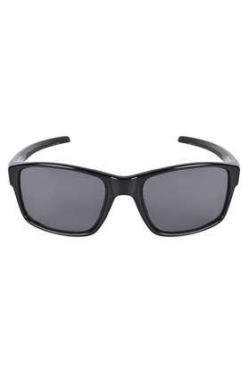 men full rim 100% uv protection (uv 400) rectangular sunglasses - tb7200 58 01a