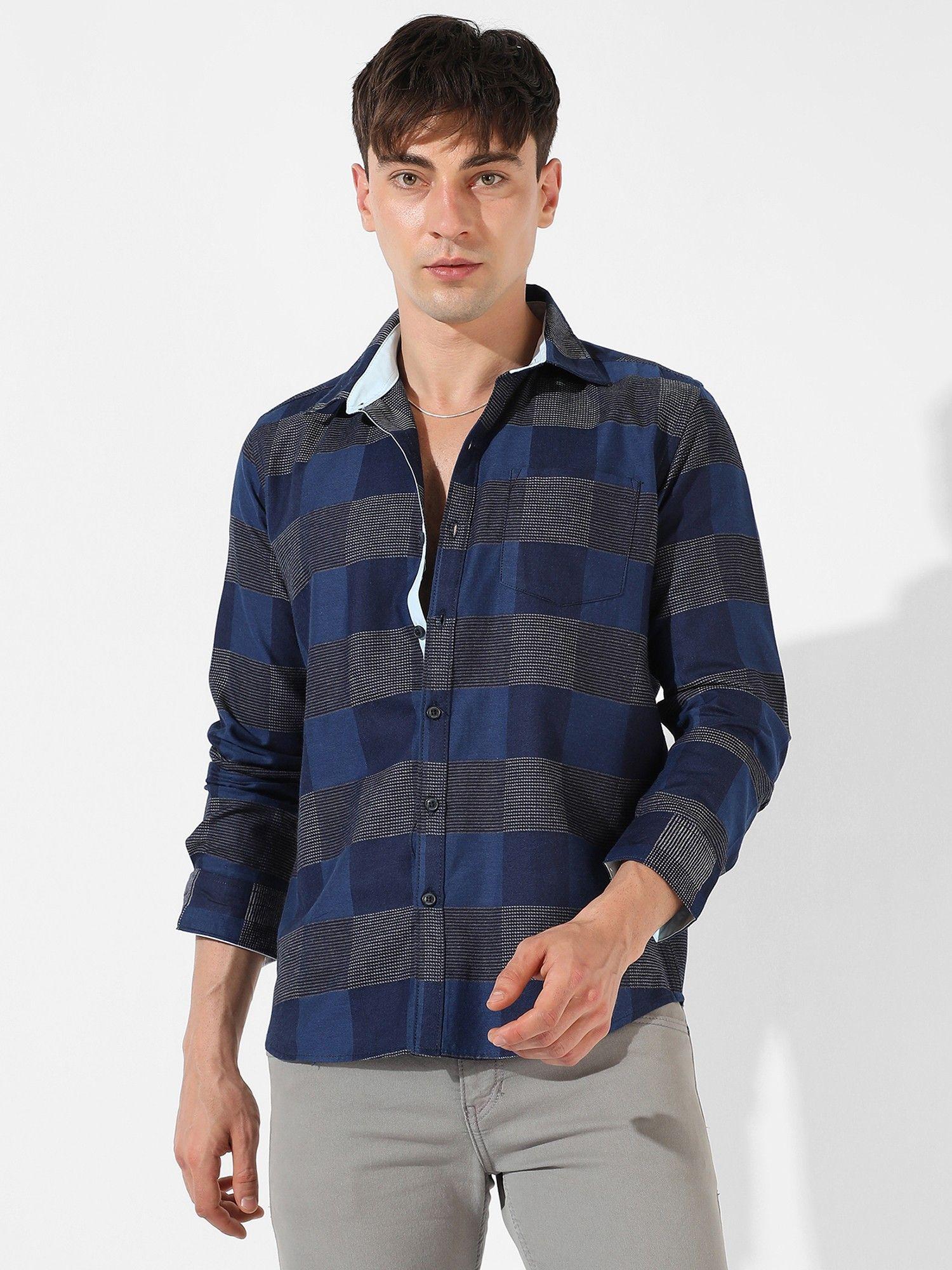 men full sleeve checkered casual shirt