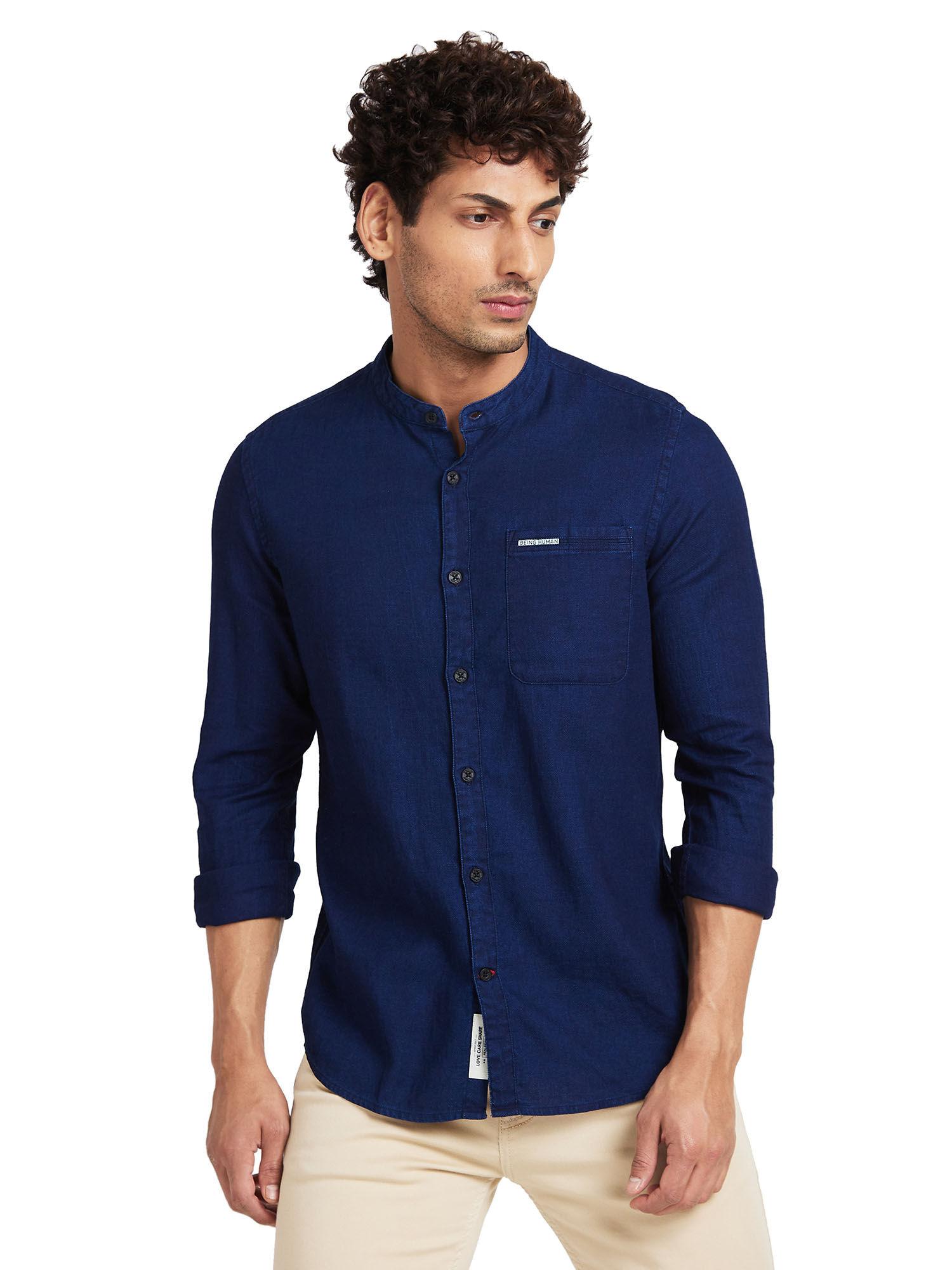 men full sleeves navy blue solid casual shirt
