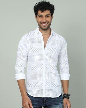 men geometric pattern regular fit shirt with cutaway collar