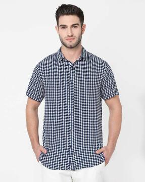 men geometric print regular fit cotton shirt