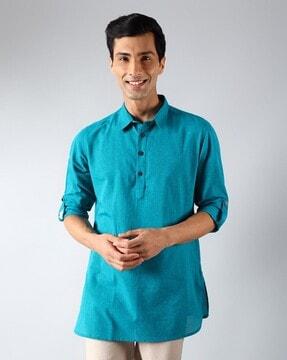 men geometric print regular fit kurta with insert pocket