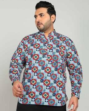 men geometric print regular fit kurta with patch pocket