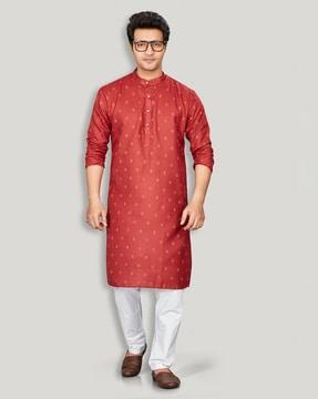 men geometric print regular fit long kurta with mandarin collar