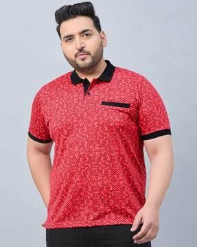 men geometric print regular fit polo t-shirt with welt pocket