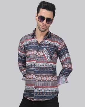 men geometric print regular fit shirt with patch pocket