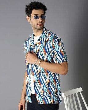 men geometric print regular fit shirt