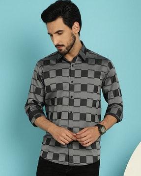 men geometric print regular fit shirt