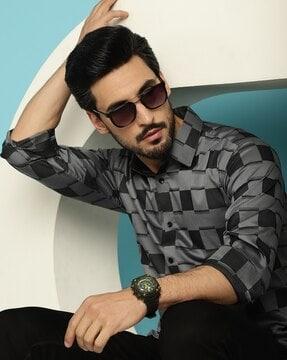 men geometric print regular fit shirt