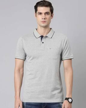 men geometric print slim fit polo t-shirt with short sleeves