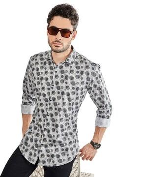 men geometric print slim fit shirt with spread collar