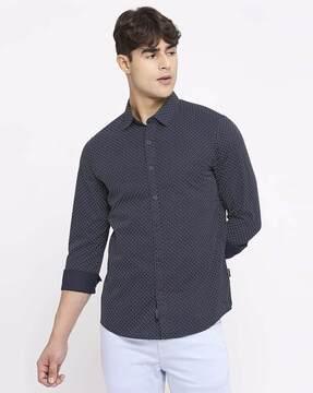 men geometric print slim fit shirt