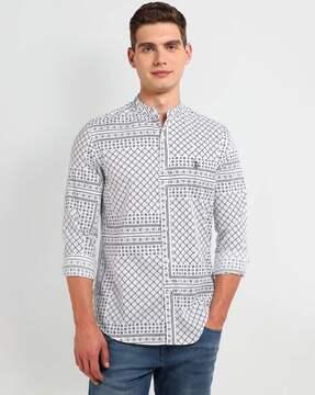 men geometric print slim fit shirt