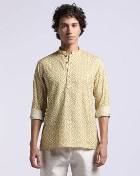 men geometric print slim fit short kurta