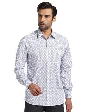 men geometric print tailored fit shirt