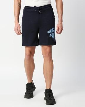 men graphic print regular fit shorts