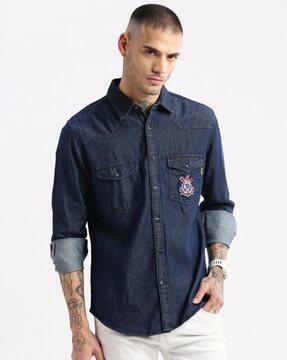 men graphic print slim fit shirt with flap pockets