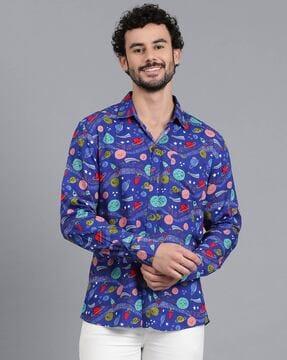 men graphic regular fit shirt with spread collar