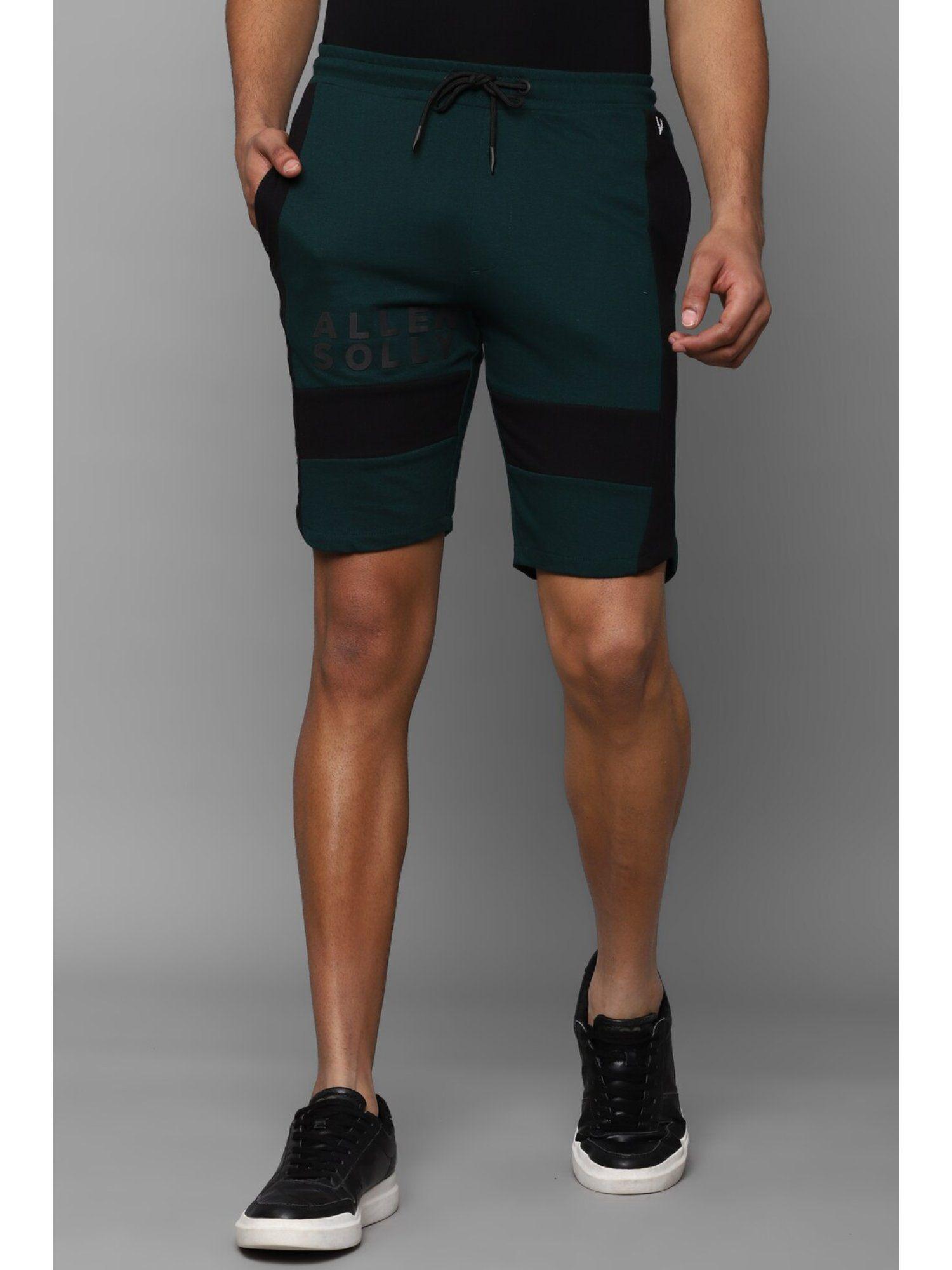 men green color block slim fit shorts