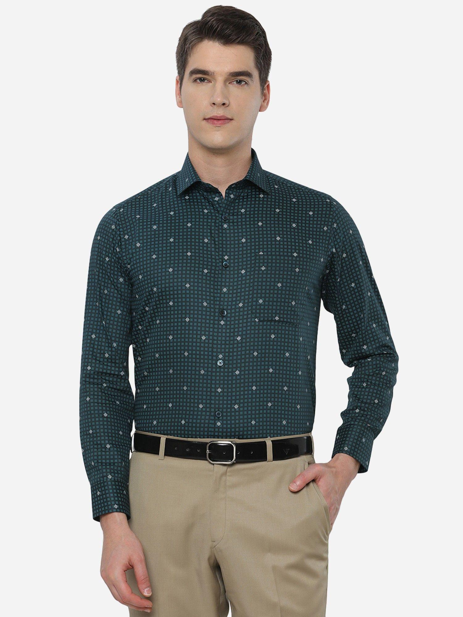men green cotton blend slim fit printed formal shirt