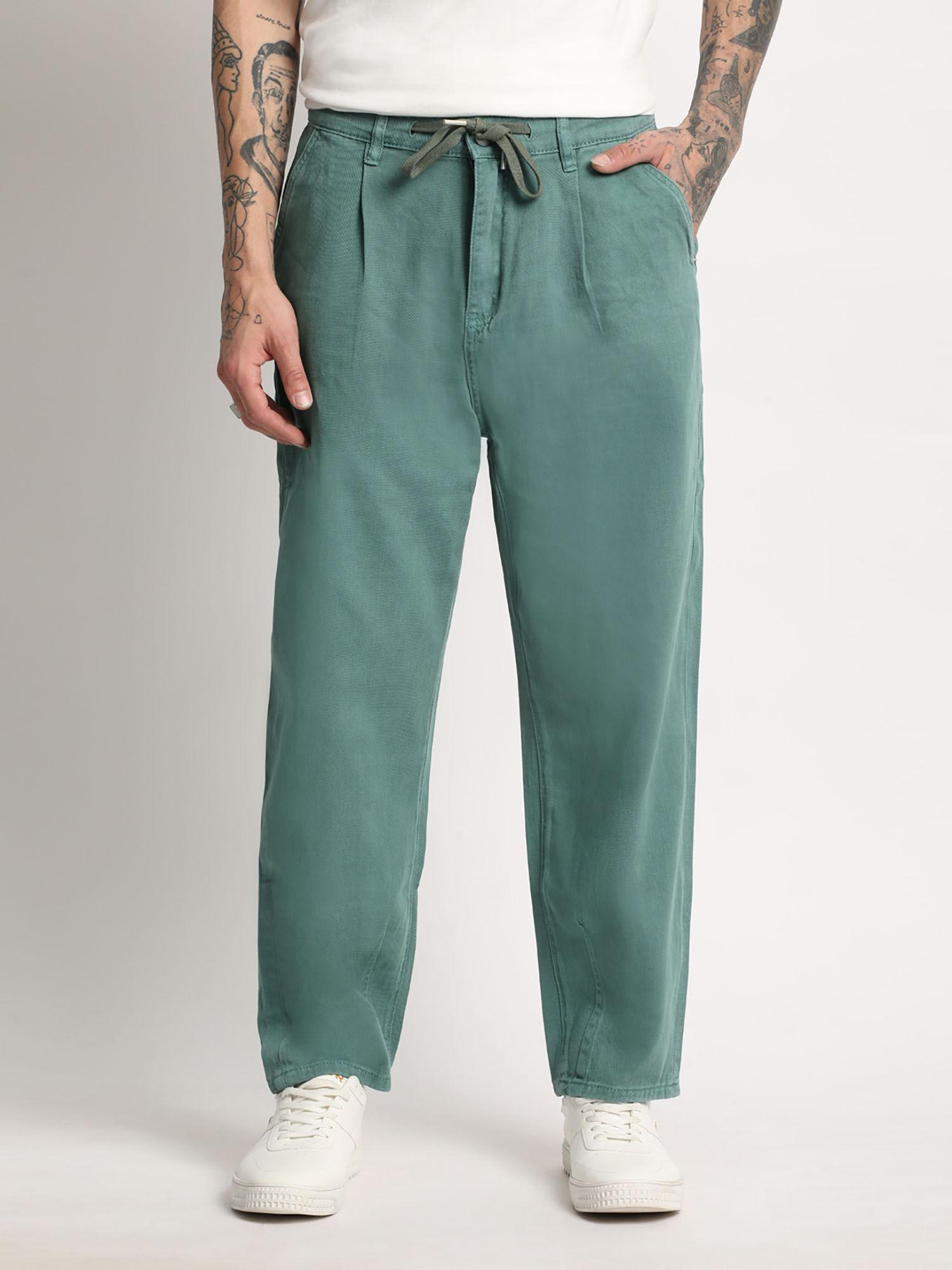 men green cotton straight fit jean