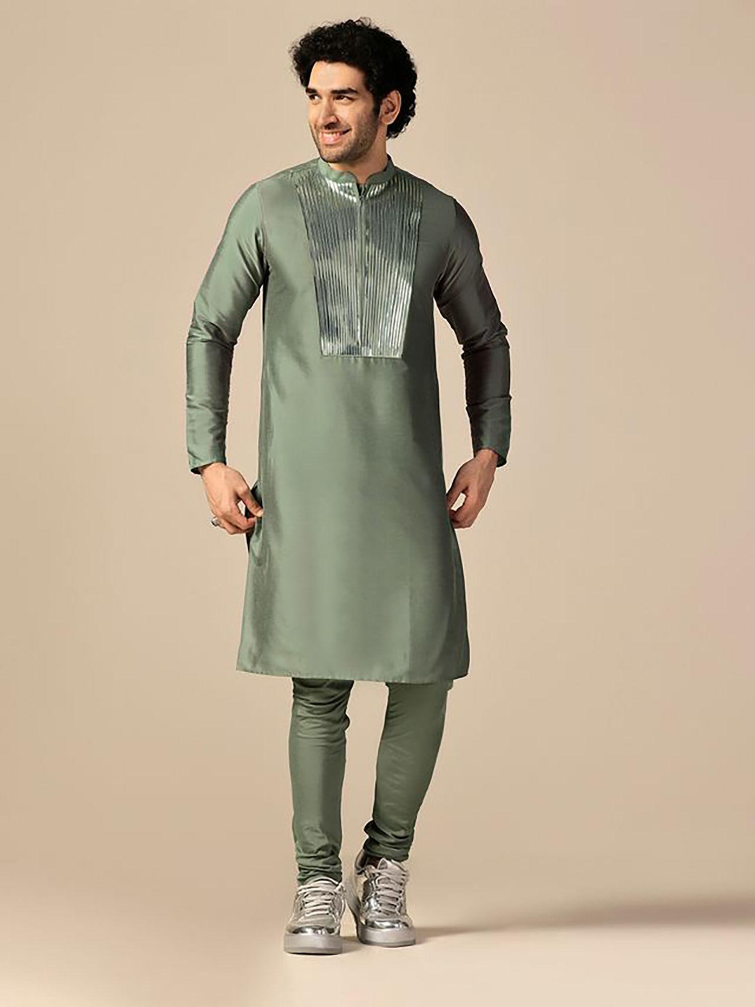 men green kurta and churidar (set of 2)