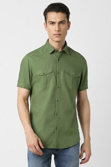 men green slim fit solid half sleeves casual shirt