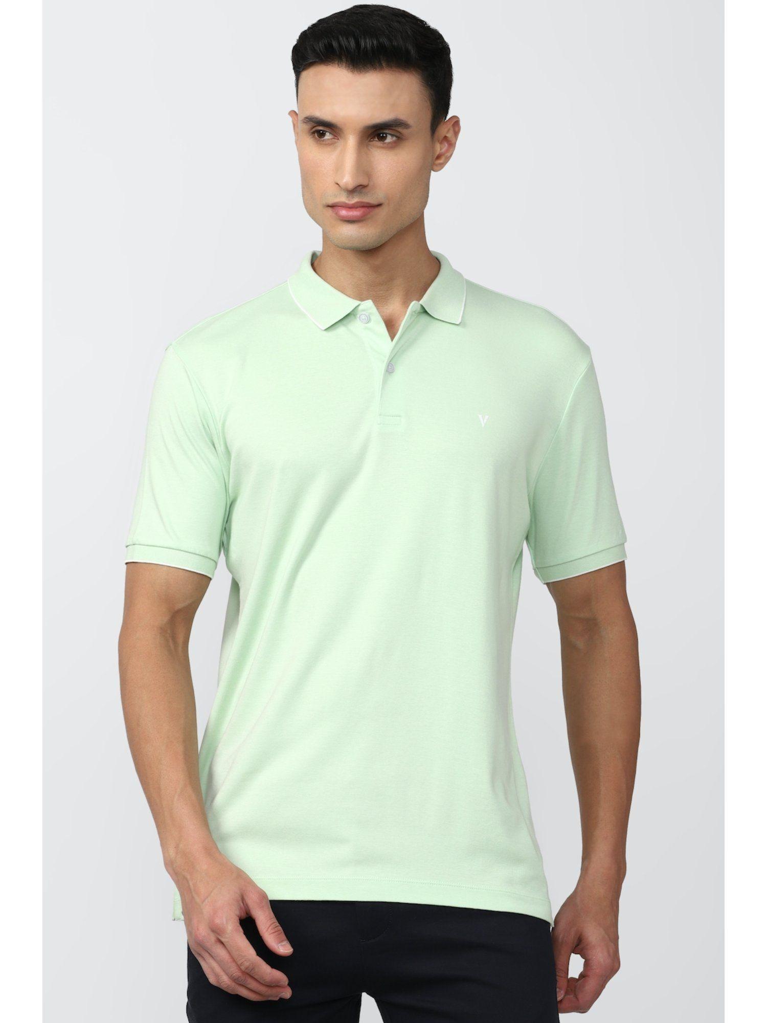 men green solid collar neck t-shirt