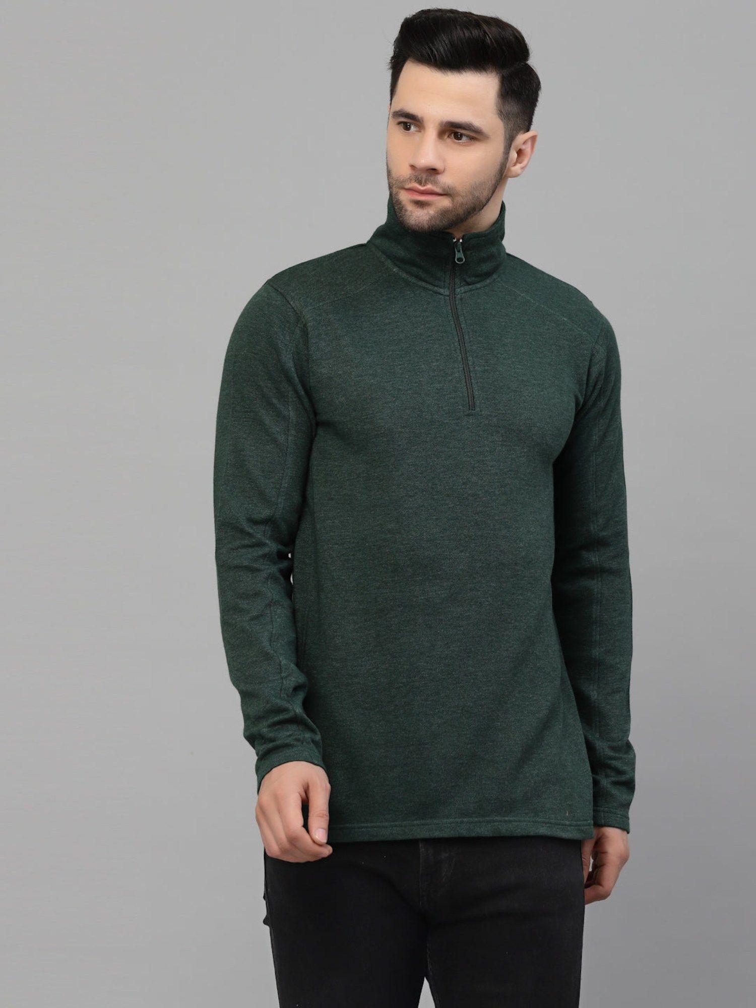 men green sweatshirt