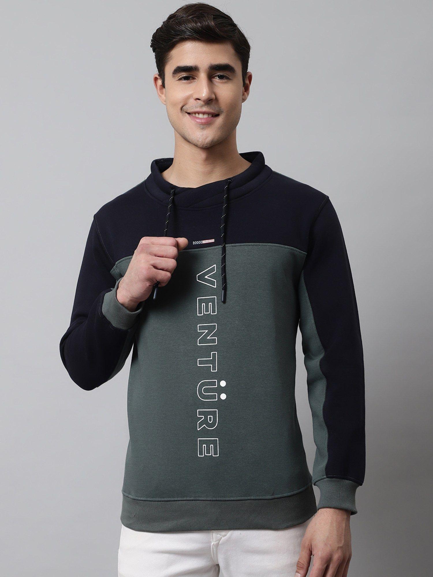 men green sweatshirt