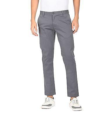 men grey mid rise solid casual trousers