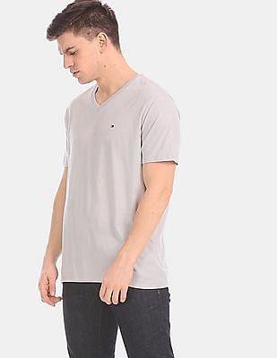 men grey short sleeve v-neck cotton jersey t-shirt