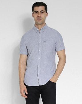 men heathered regular fit shirt with patch pocket