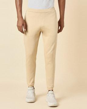 men joggers with insert pockets