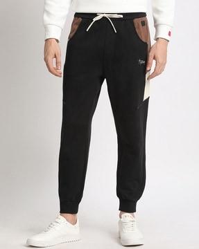 men joggers with insert pockets