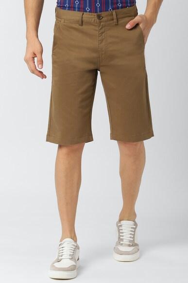 men khaki solid regular fit casual shorts