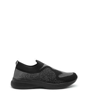 men knitted round-toe slip-on shoes