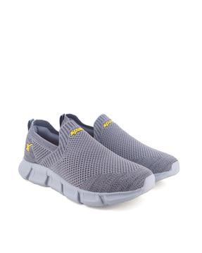 men knitted slip-on running shoes