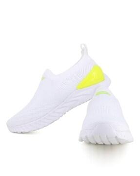 men knitted slip-on running shoes