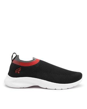 men knitted slip-on shoes