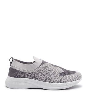 men knitted slip-on shoes