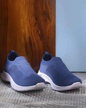 men knitted slip-on shoes